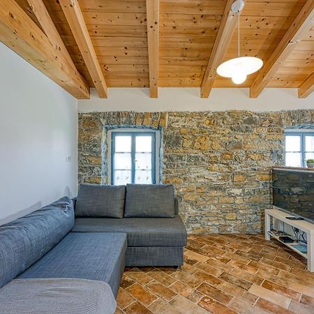 Апартаменты Istrian Casa Pr Marici Pobegi Экстерьер фото