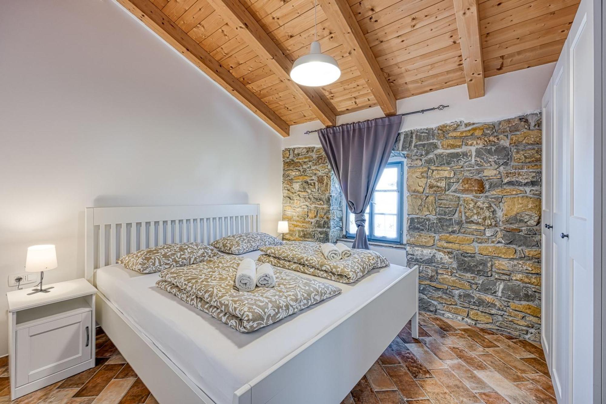Апартаменты Istrian Casa Pr Marici Pobegi Экстерьер фото