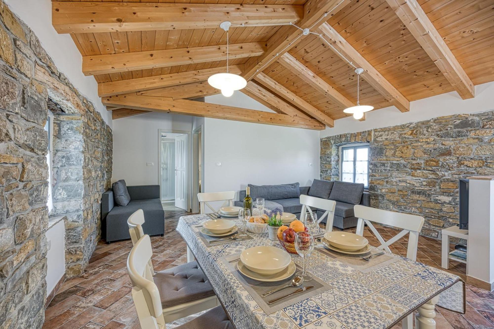 Апартаменты Istrian Casa Pr Marici Pobegi Экстерьер фото