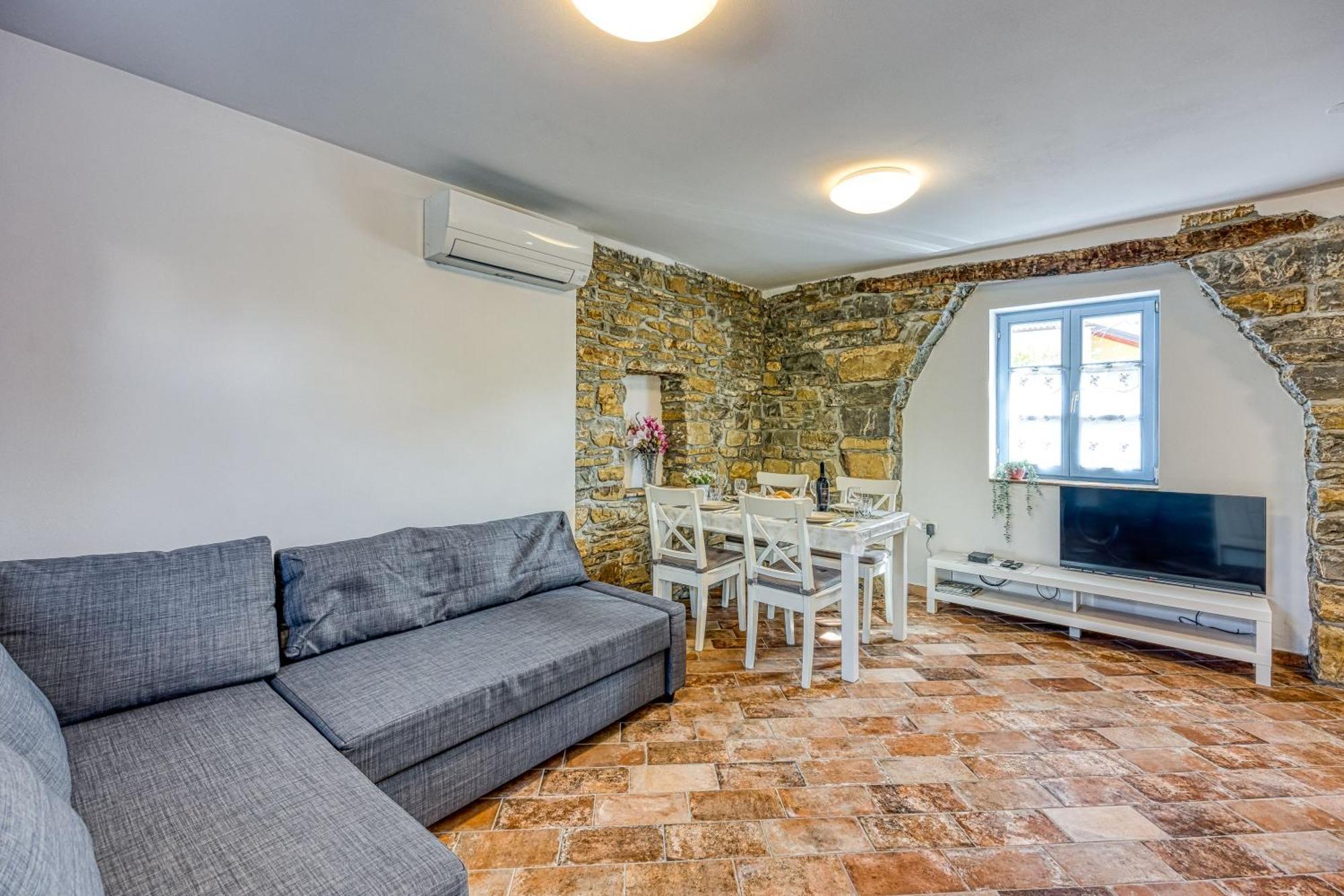 Апартаменты Istrian Casa Pr Marici Pobegi Экстерьер фото