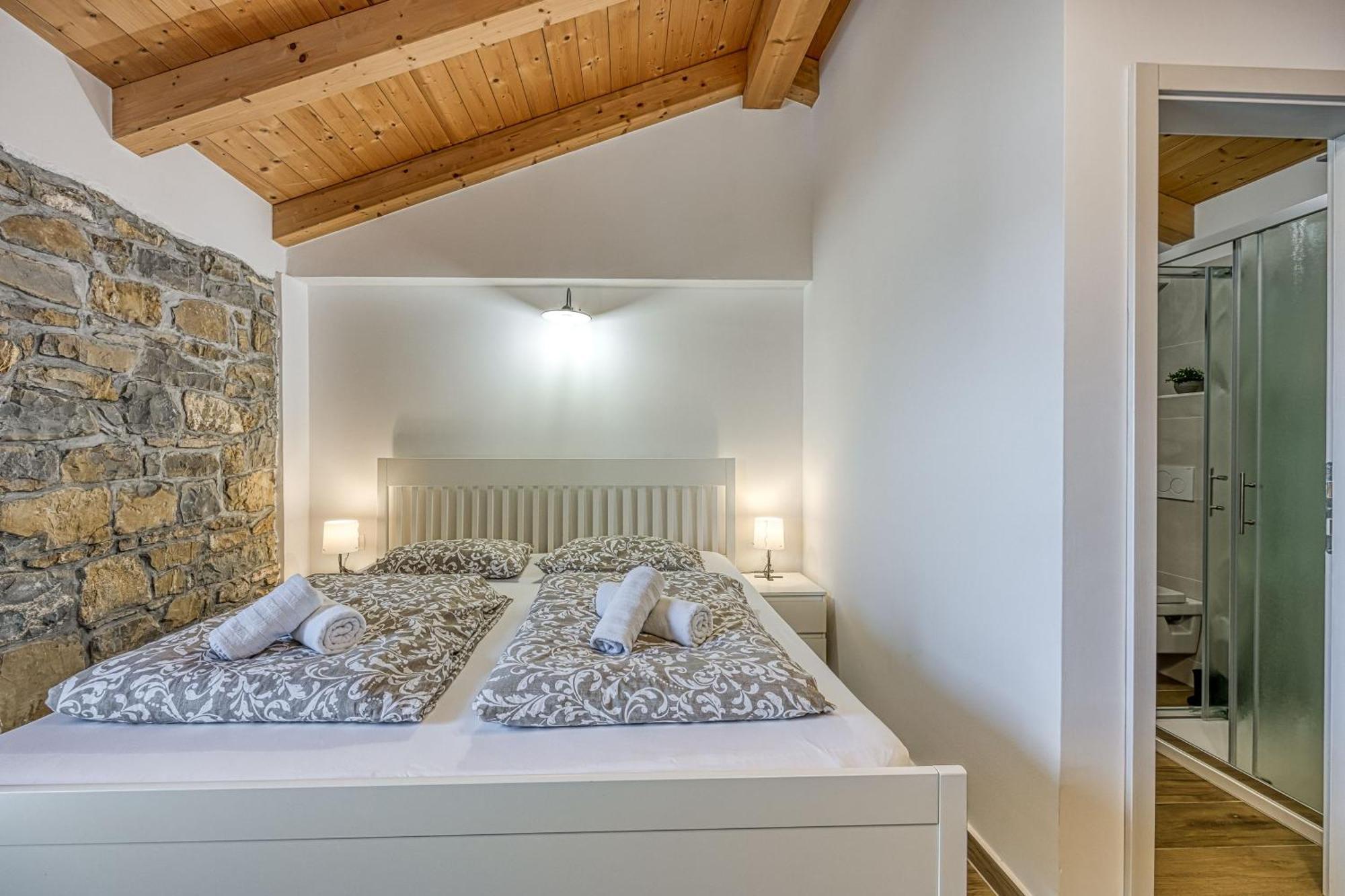 Апартаменты Istrian Casa Pr Marici Pobegi Экстерьер фото